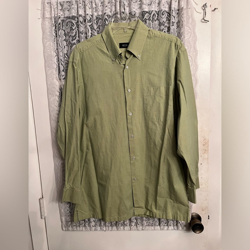 Hugo boss Mens long sleeve shirt size 16 1/2. X 32/33